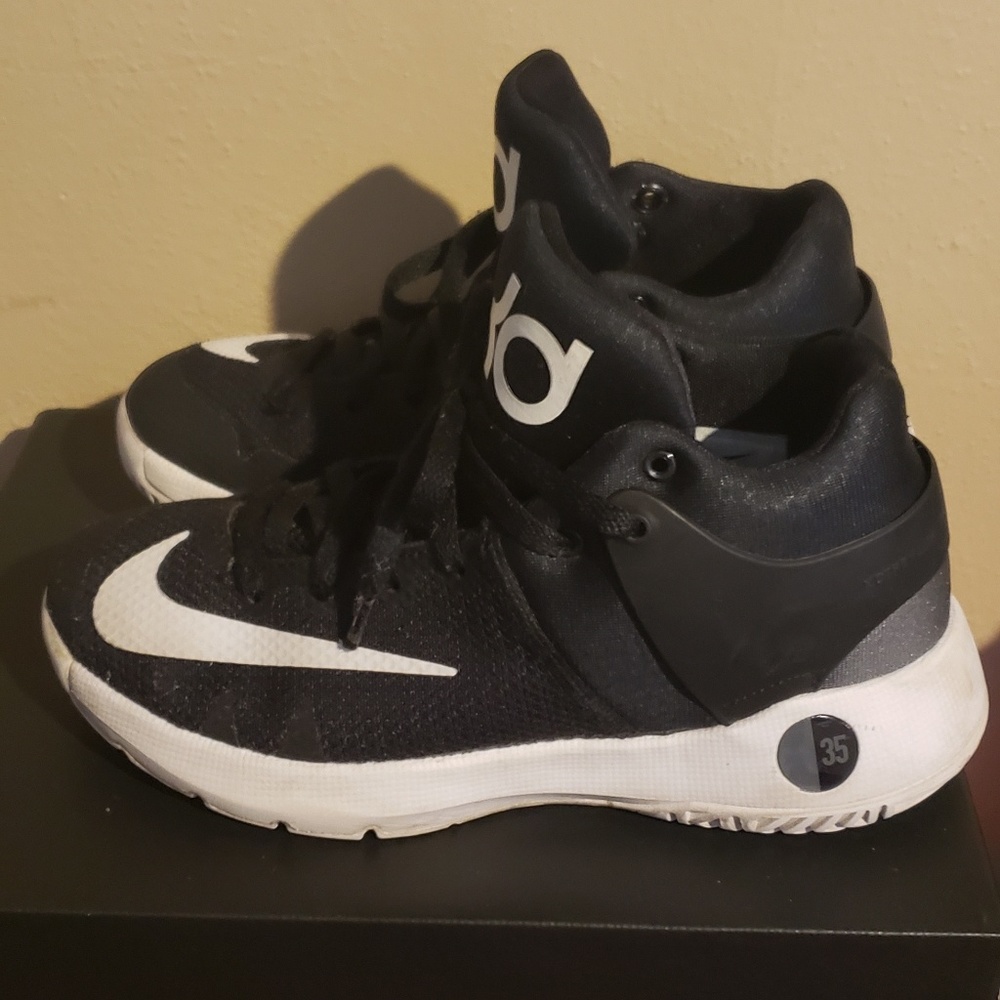 Boys Kd nike shoes